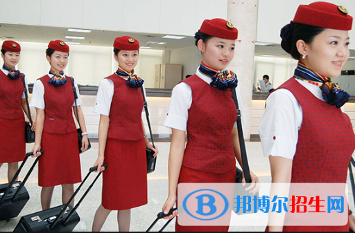 江西2020年女生读铁路学校学什么专业好