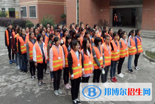 江西2020年女生读什么铁路学校