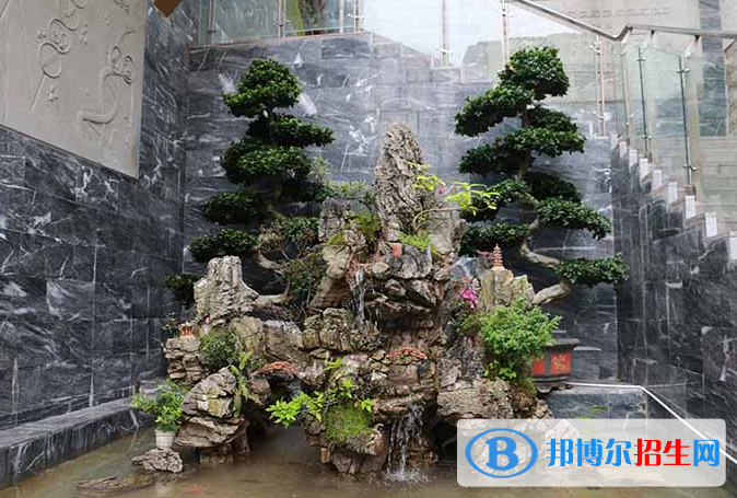 重庆医药经贸学校网站网址
