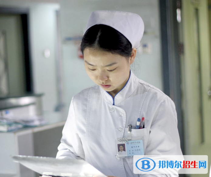 重庆2022年卫校有哪些专业适合女生