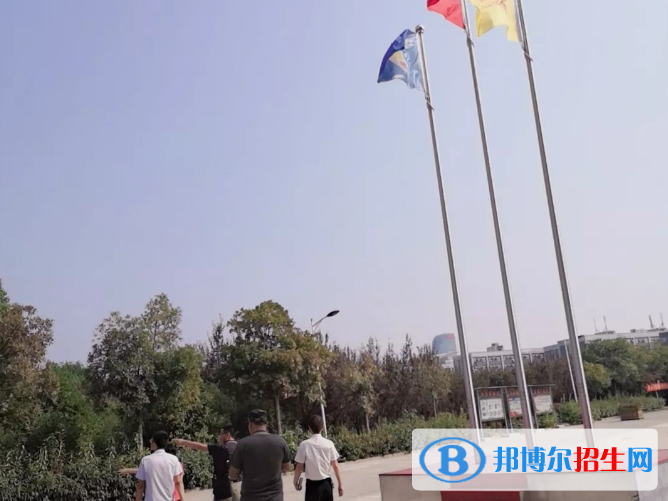 武汉凡谷电子职业技术学校2