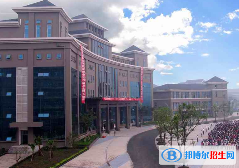 重庆医药卫生学校地址在哪里