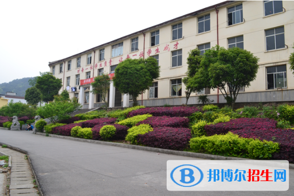 武汉东湖光电学校4