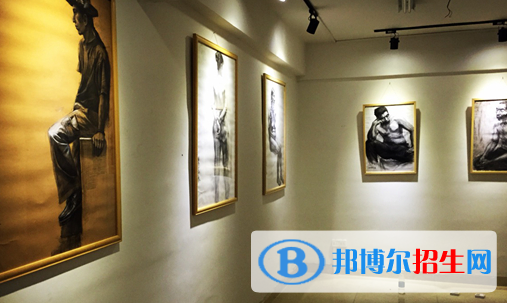 南宁艺炫艺术职业技术学校2020年招生办联系电话