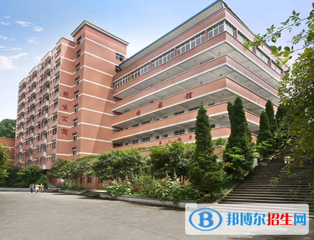 重庆2022年没有毕业证可以读卫校吗