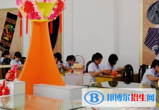 广西右江民族商业学校2020年宿舍条件 