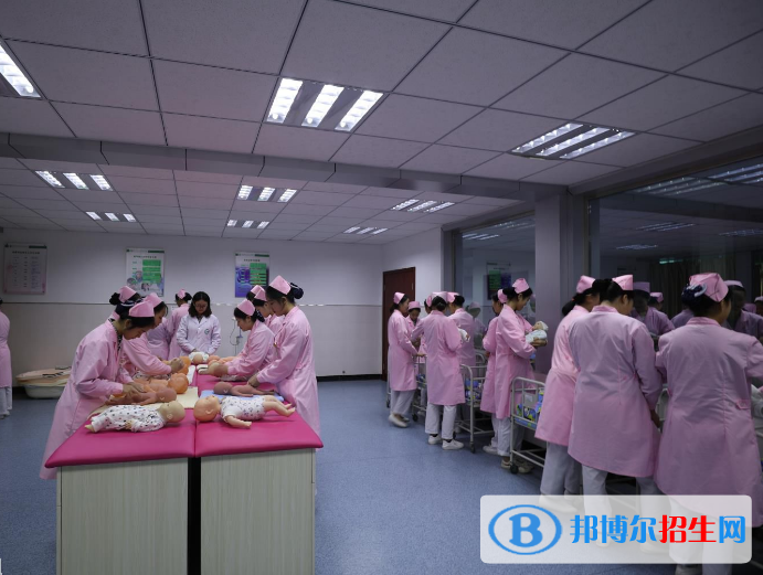 重庆2022年读什么卫校