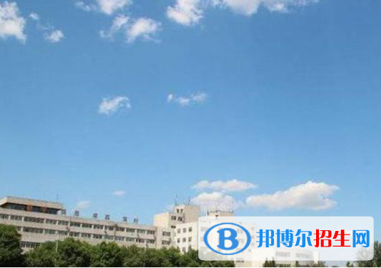 湖北航天工业学校6