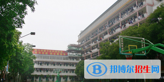 广西商贸高级技工学校2020年报名条件、招生要求、招生对象