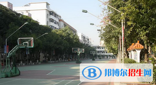 广西商贸高级技工学校2020年招生办联系电话 