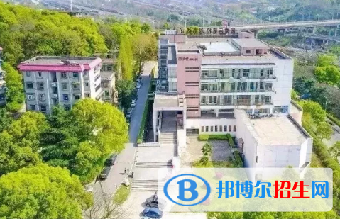 湖南2020年铁路学校和中专有哪些区别