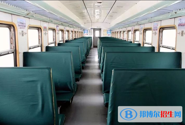湖北2020年女生上什么铁路学校好