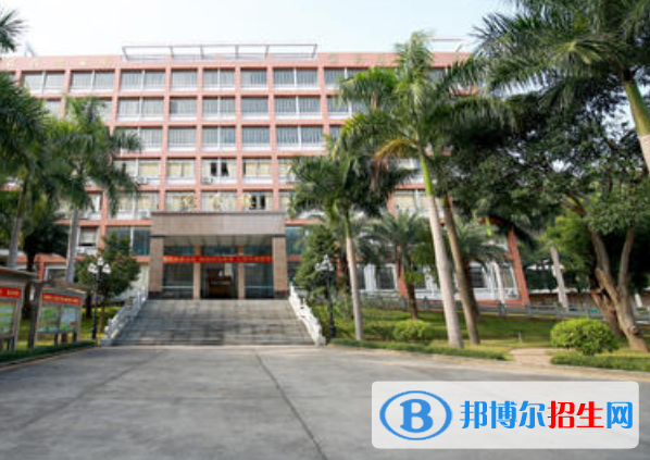 重庆华阳技工学校怎么样、好不好