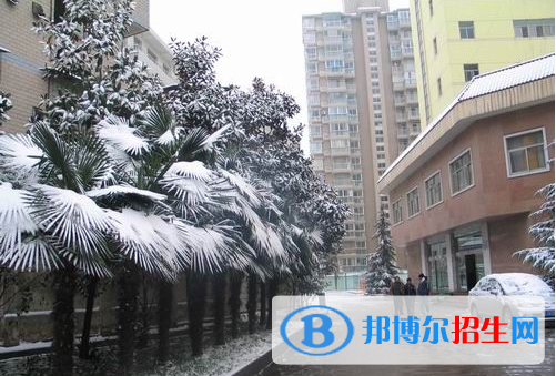 湖北旅游学校