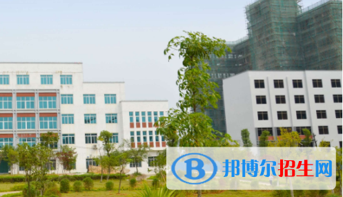 广西贺州职业学院2020年招生办联系电话