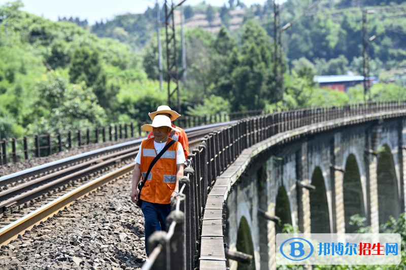 四川2020年铁路学校录取分数线