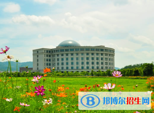 武汉军需工业技工学校2020年招生办联系电话