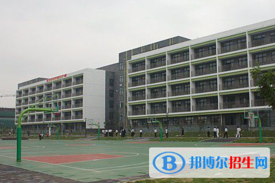 四川北川中学