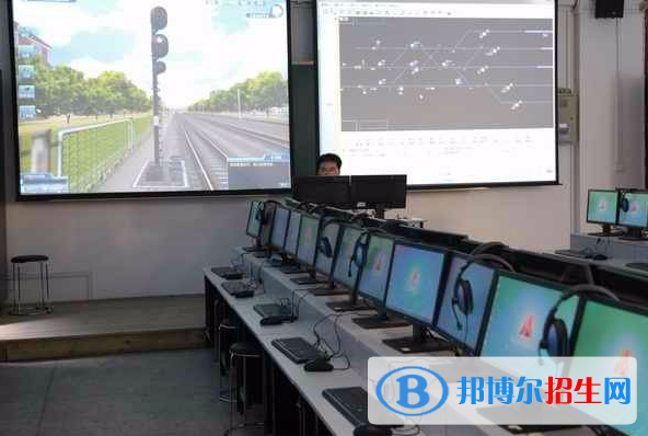 重庆2022年适合男生的铁路学校