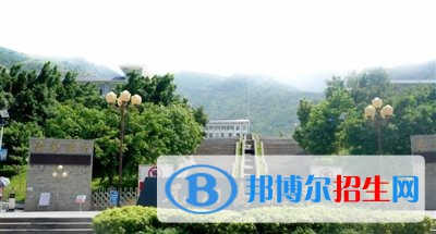 元阳县民族职业高级中学怎么样、好不好