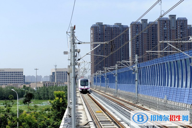 四川2020年有哪些有铁路学校的大专院校