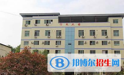重庆2020年女生上什么铁路学校比较好