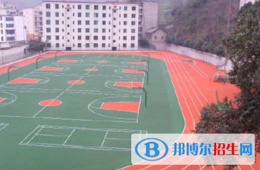 四川峨边中学