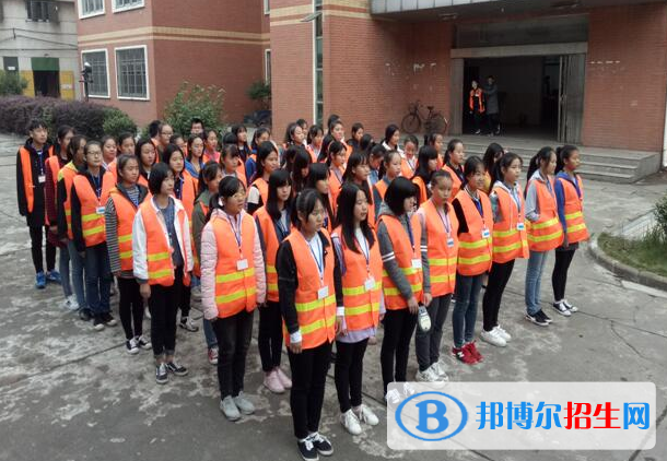 南昌2020年女生学铁路学校有前途吗