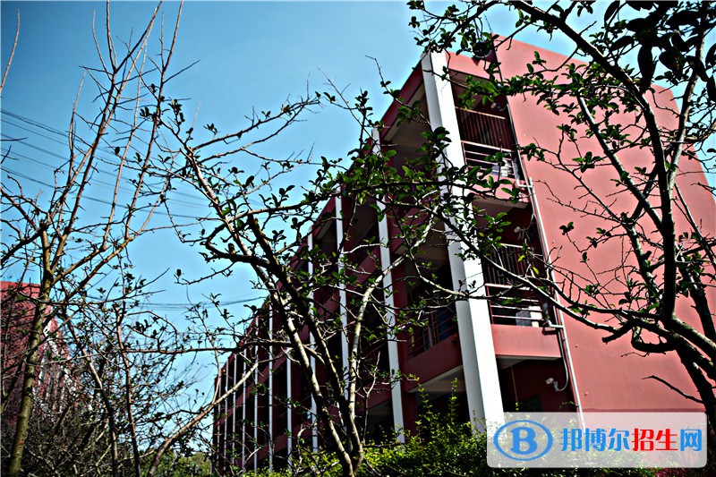 成都2020年400分能上铁路学校吗