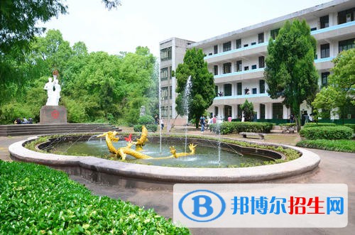成都2020年初中生能读的铁路学校