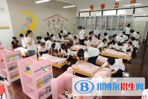 贵阳2020年幼师学校适合女生学吗