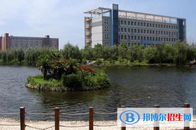 武汉交通职业学院2