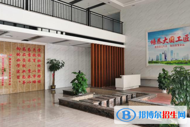 南昌2020年铁路学校有女生吗