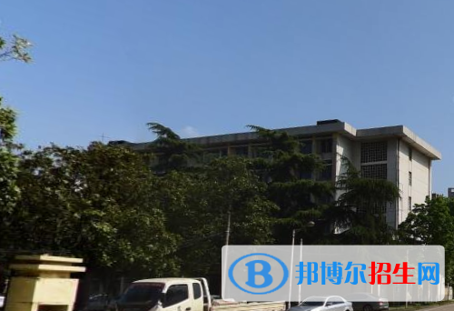 武钢高级技工学校3