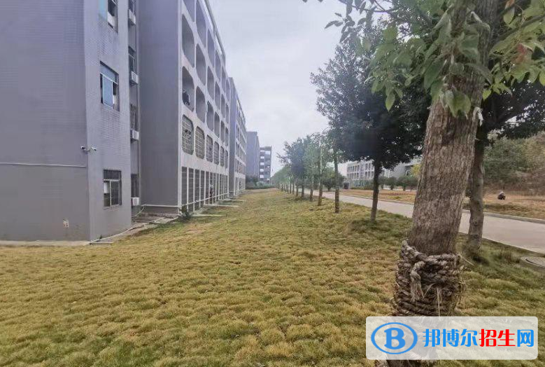 南昌2020年适合女生的铁路学校