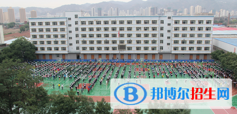 甘肃经济学校2020年学费、收费多少