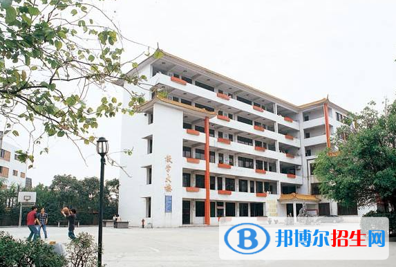 湖北应城技工学校5