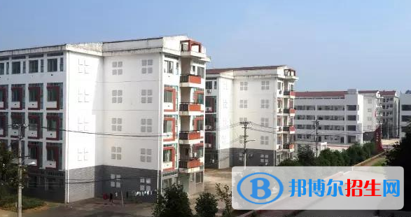 赤壁机电信息技术学校ss