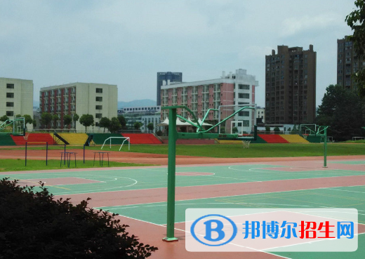 南昌第一中等专业学校2020年招生办联系电话