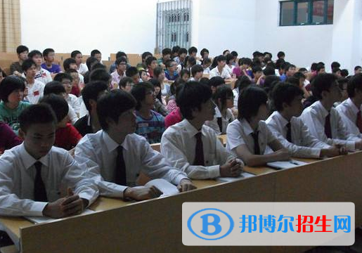 庆阳理工中等专业学校怎么样，好不好
