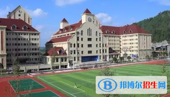 遂宁卓同国际学校高中部