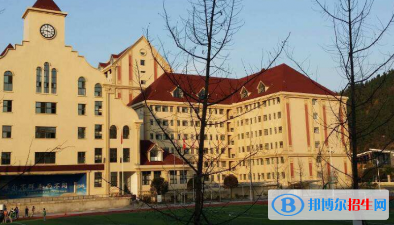 遂宁卓同国际学校高中部