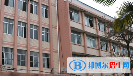 南宁2020年女生读什么铁路学校好