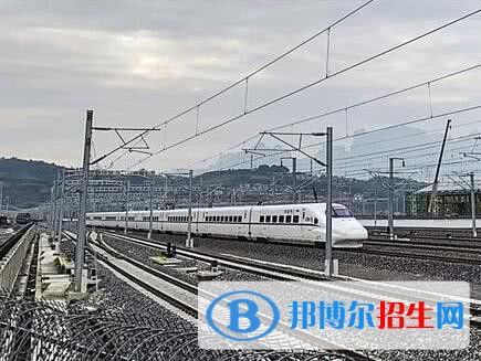 无锡2020年中专铁路学校可以考大专吗