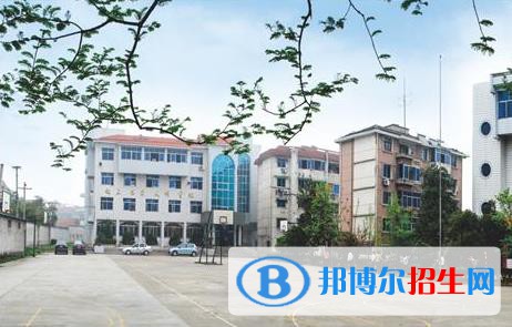 杭州临安区技工学校2020年宿舍条件