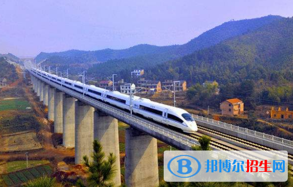 武汉2020年中专铁路学校怎么考大专
