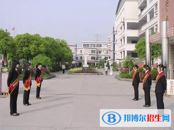 余杭区塘栖职业学校2020年招生办联系电话