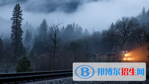 贵阳2020年男生初中毕业上铁路学校