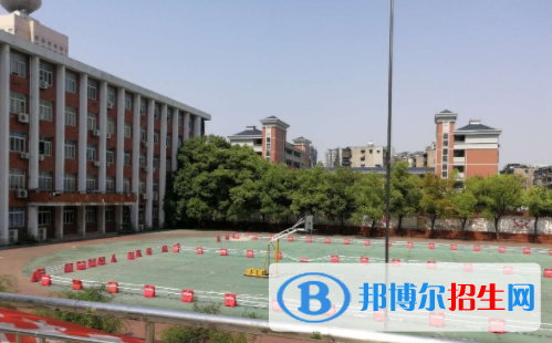 湖北中南技工学校2