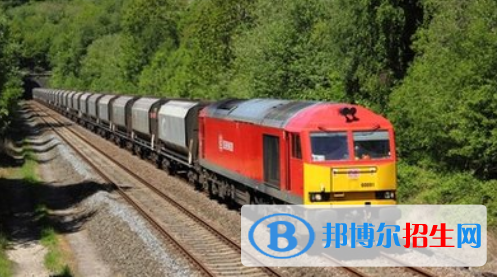 武汉2020年初中生可以去的铁路学校